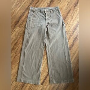 American Eagle Super High Rise Baggy Wide Leg Stretch Cargo Pants Womens 12 Reg